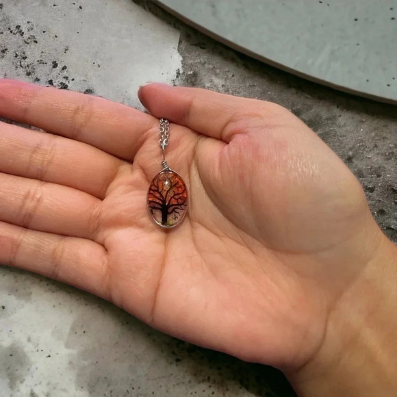 Resin Flower Pressed & Tree Oval Pendant Charm Stainless Steel Necklace - Picture 2 of 3